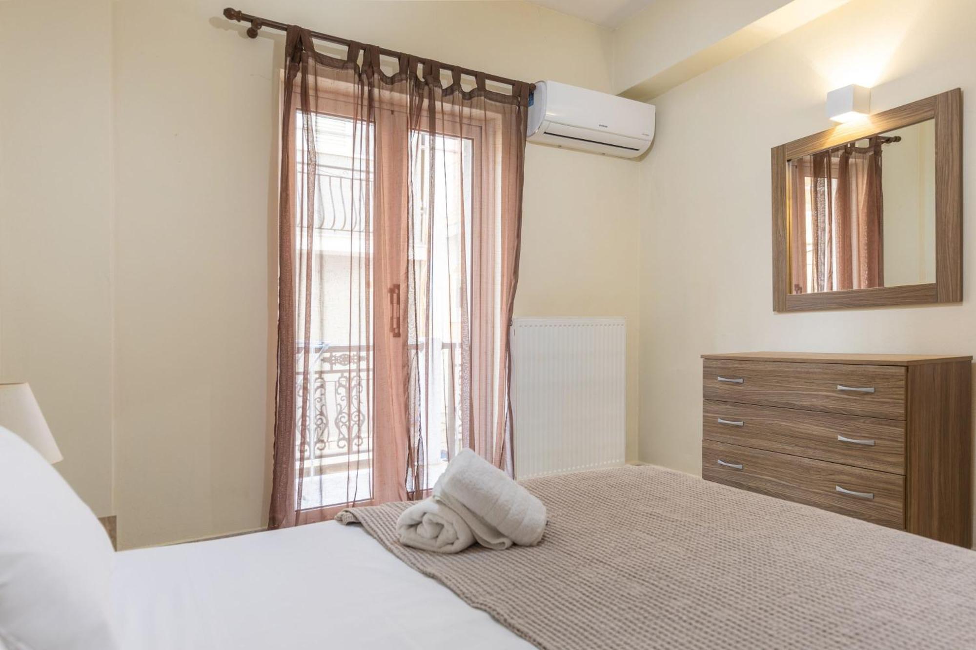 Beautiful City Center Apartments Zakynthos Town Exterior photo